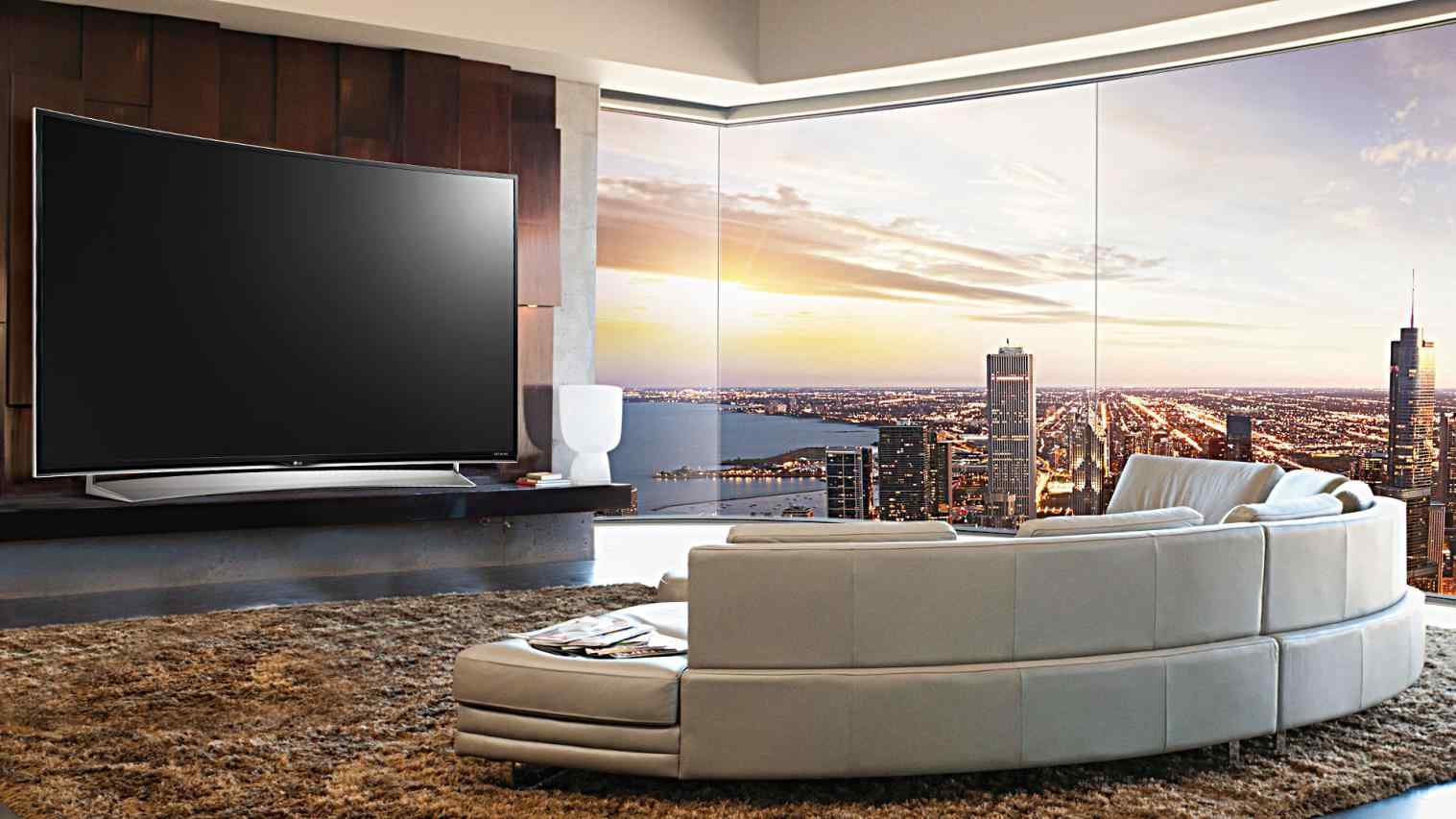 Какие телевизоры надежнее и качественнее. Телевизор. Большой телевизор. Дорогой телевизор. Самые большие телевизоры.