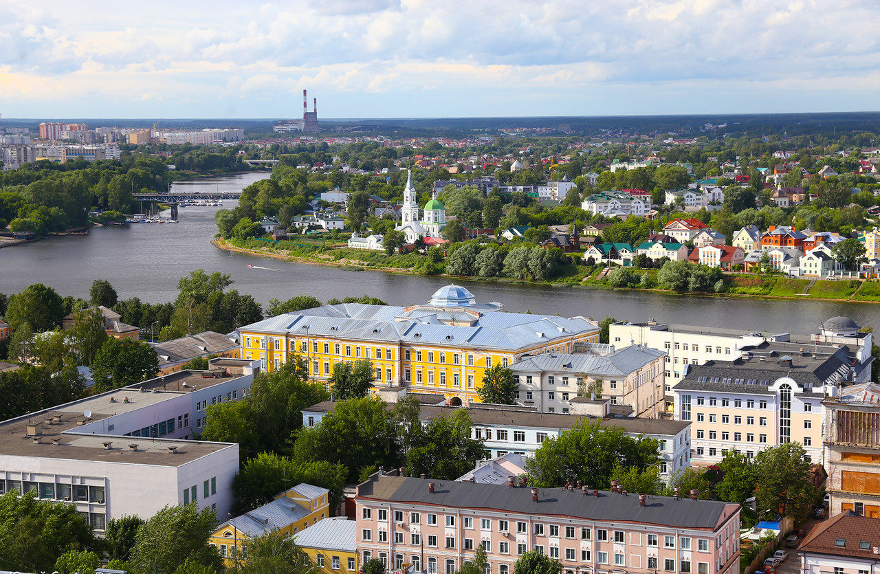Куда поехать в мае по стране: топ-7 лучших городов России