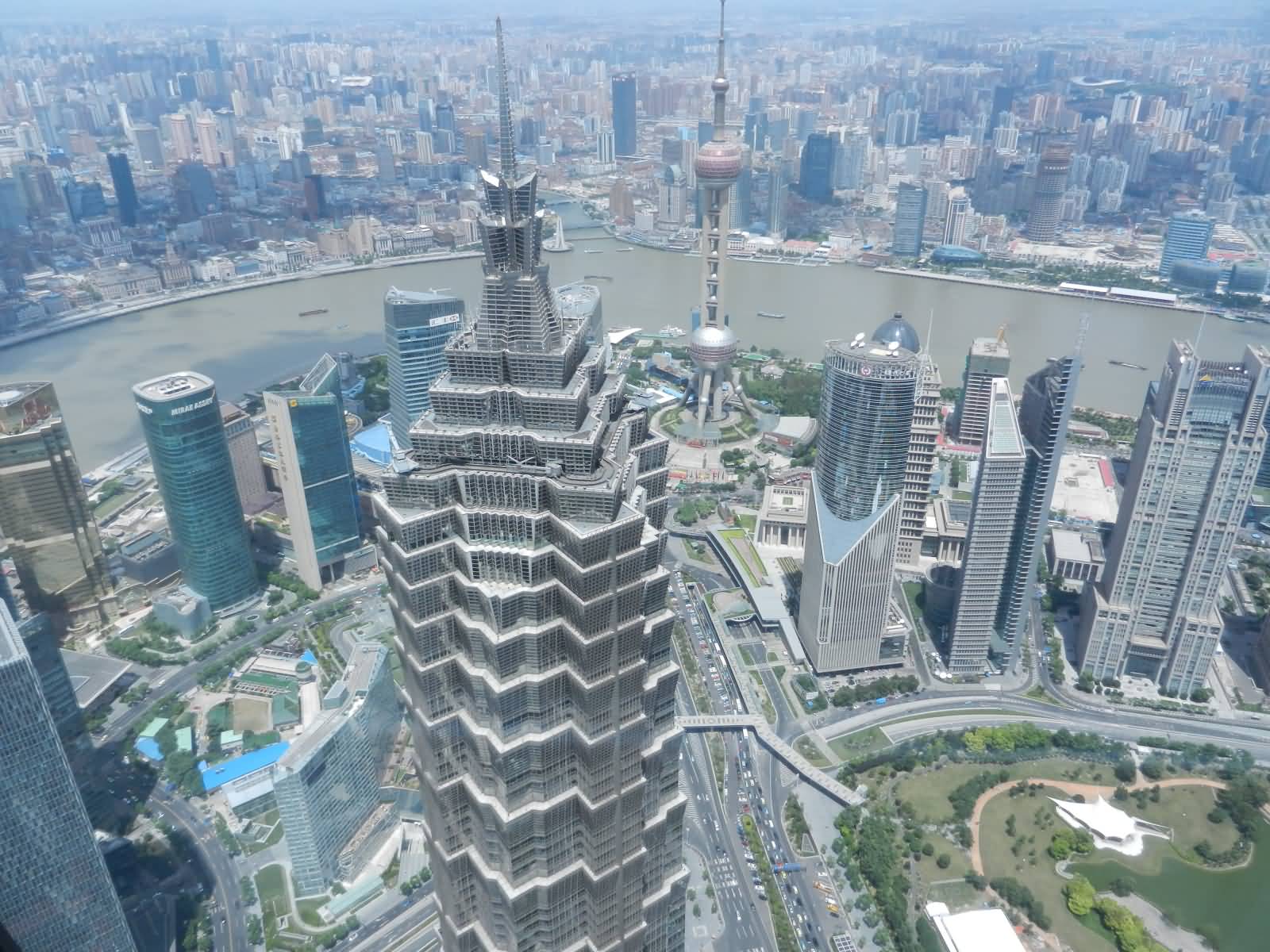 Топ-10 самых высоких зданий в мире, на которые стоит подняться