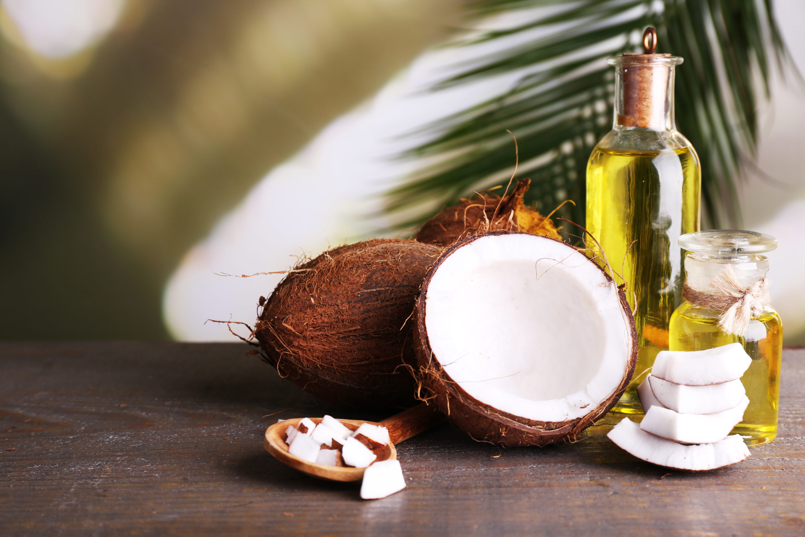 В чем сила кокосового масла для волос: особенности применения, рецепты масок