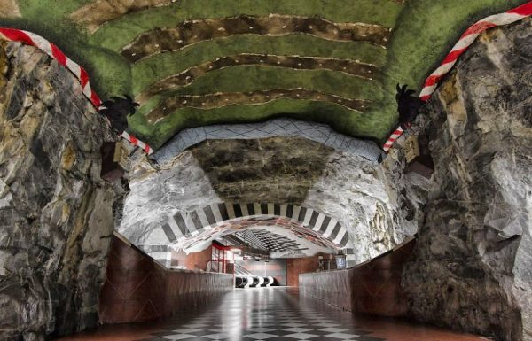 7 самых необычных и красивых метро в мире
